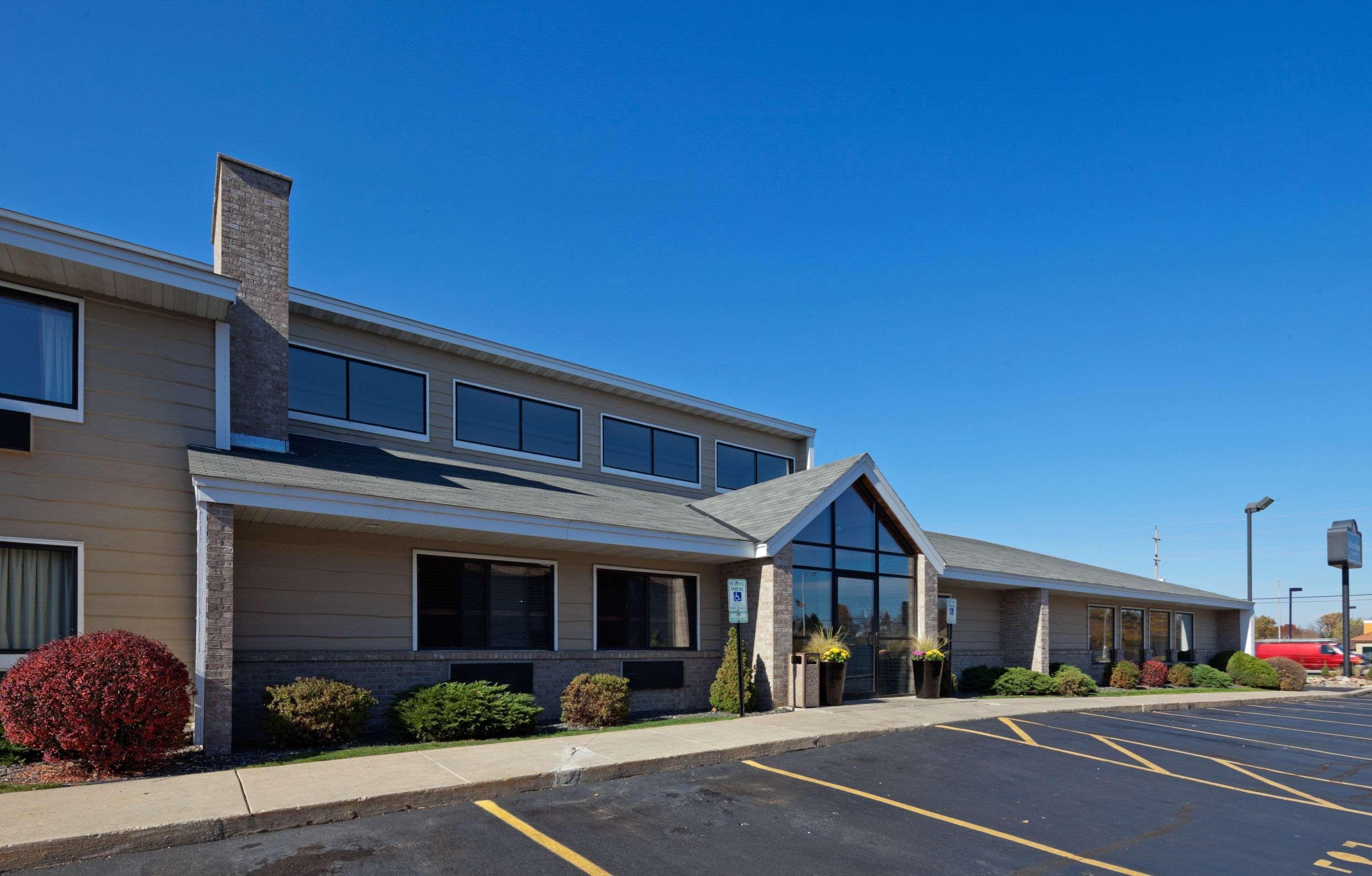 Americinn By Wyndham Hartford Wi מראה חיצוני תמונה