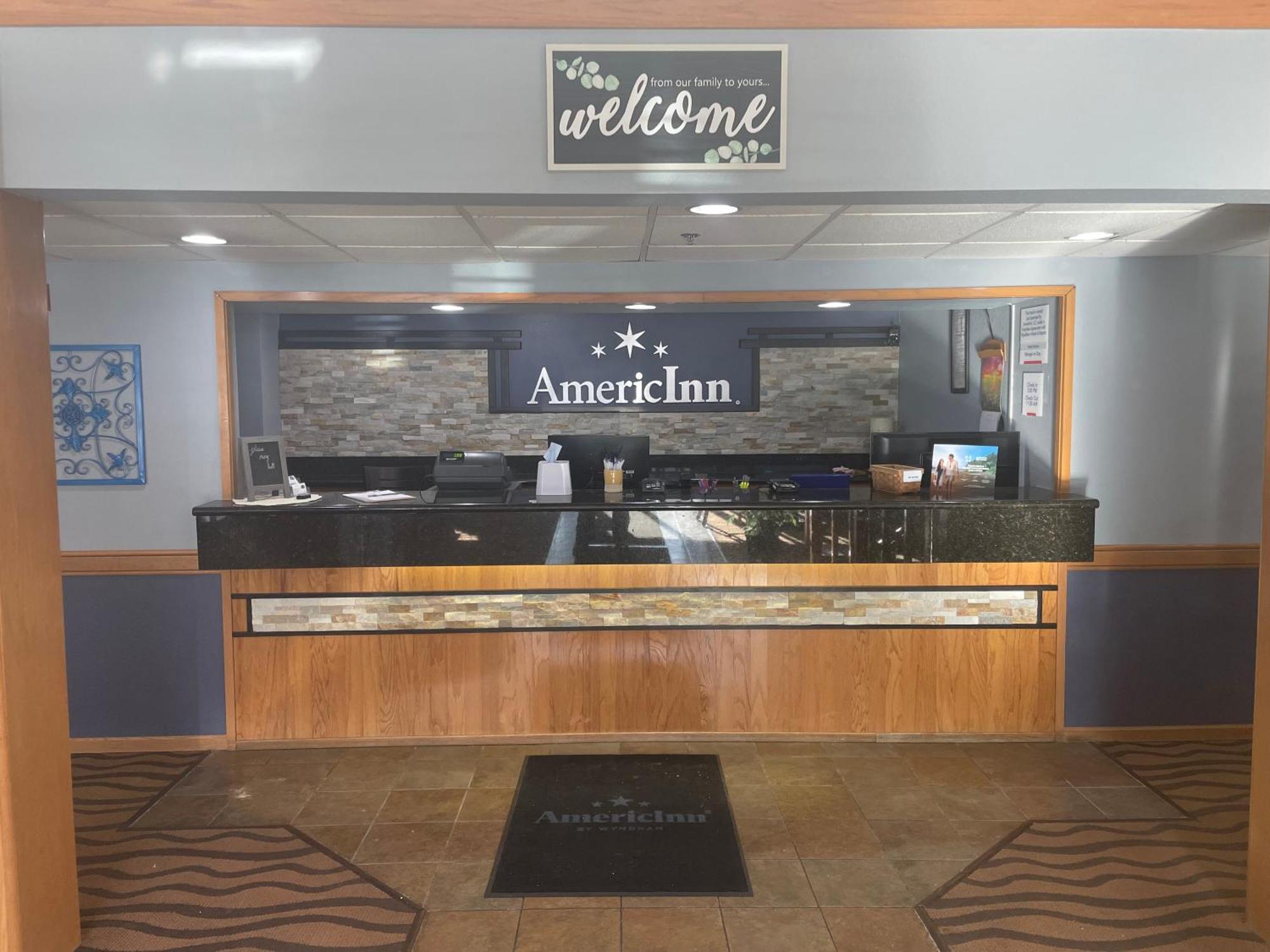Americinn By Wyndham Hartford Wi מראה חיצוני תמונה