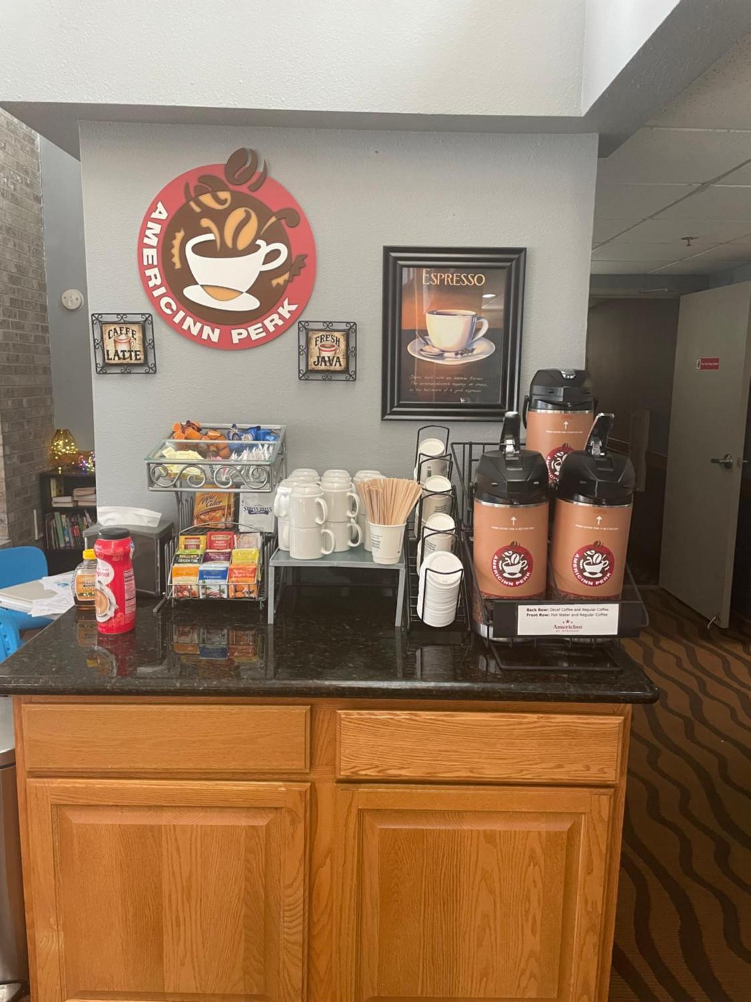 Americinn By Wyndham Hartford Wi מראה חיצוני תמונה