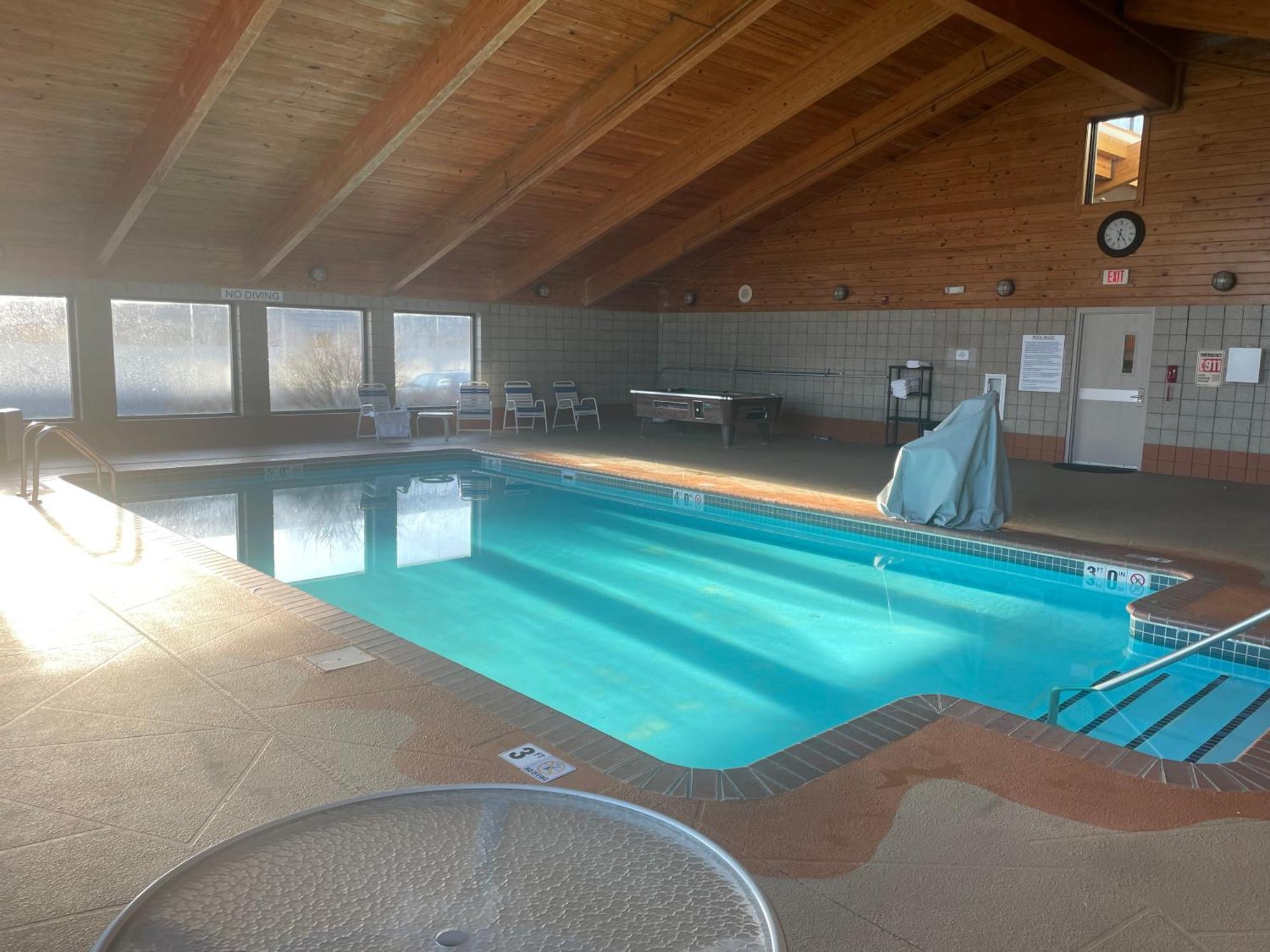 Americinn By Wyndham Hartford Wi מראה חיצוני תמונה