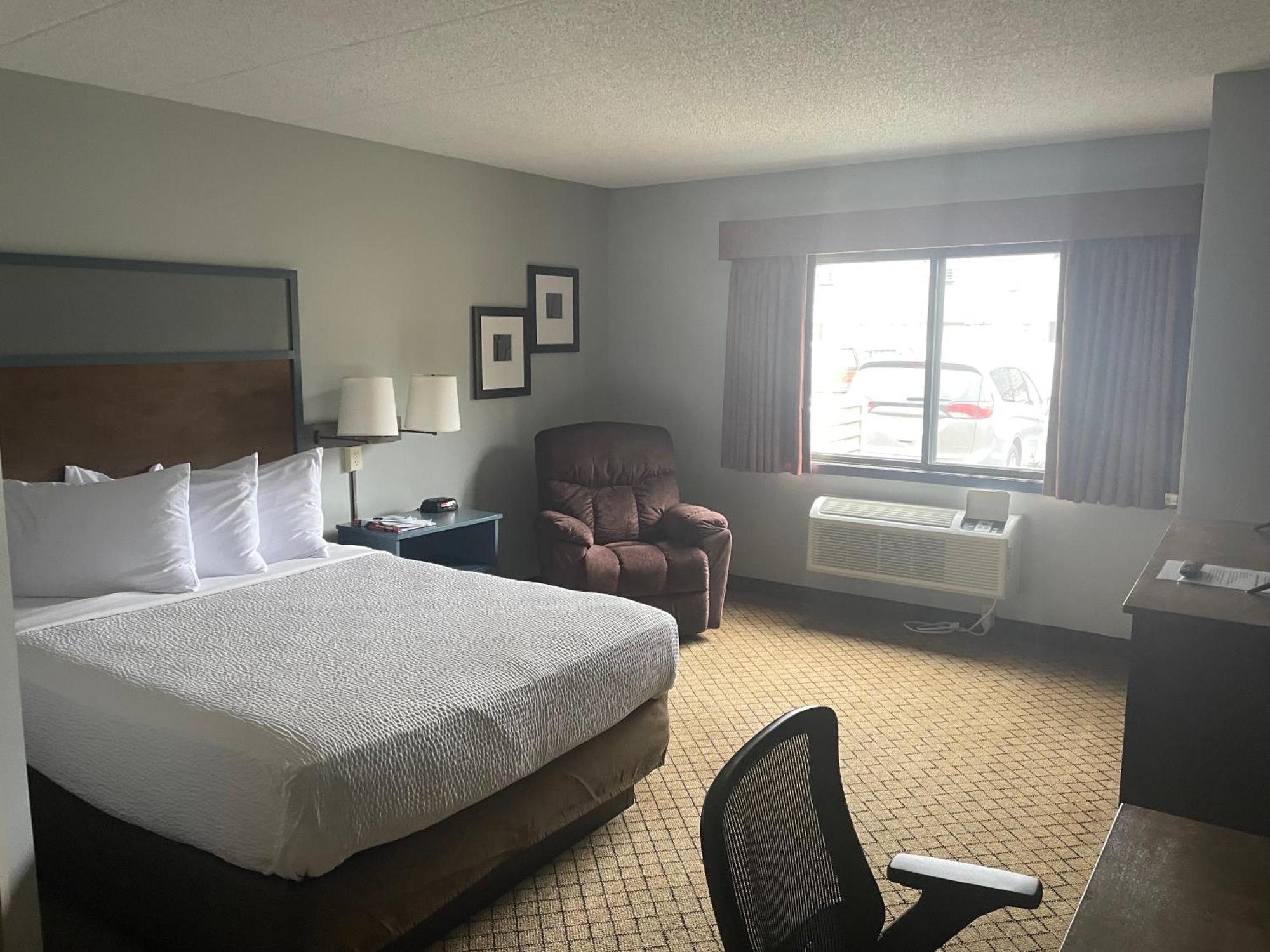 Americinn By Wyndham Hartford Wi מראה חיצוני תמונה