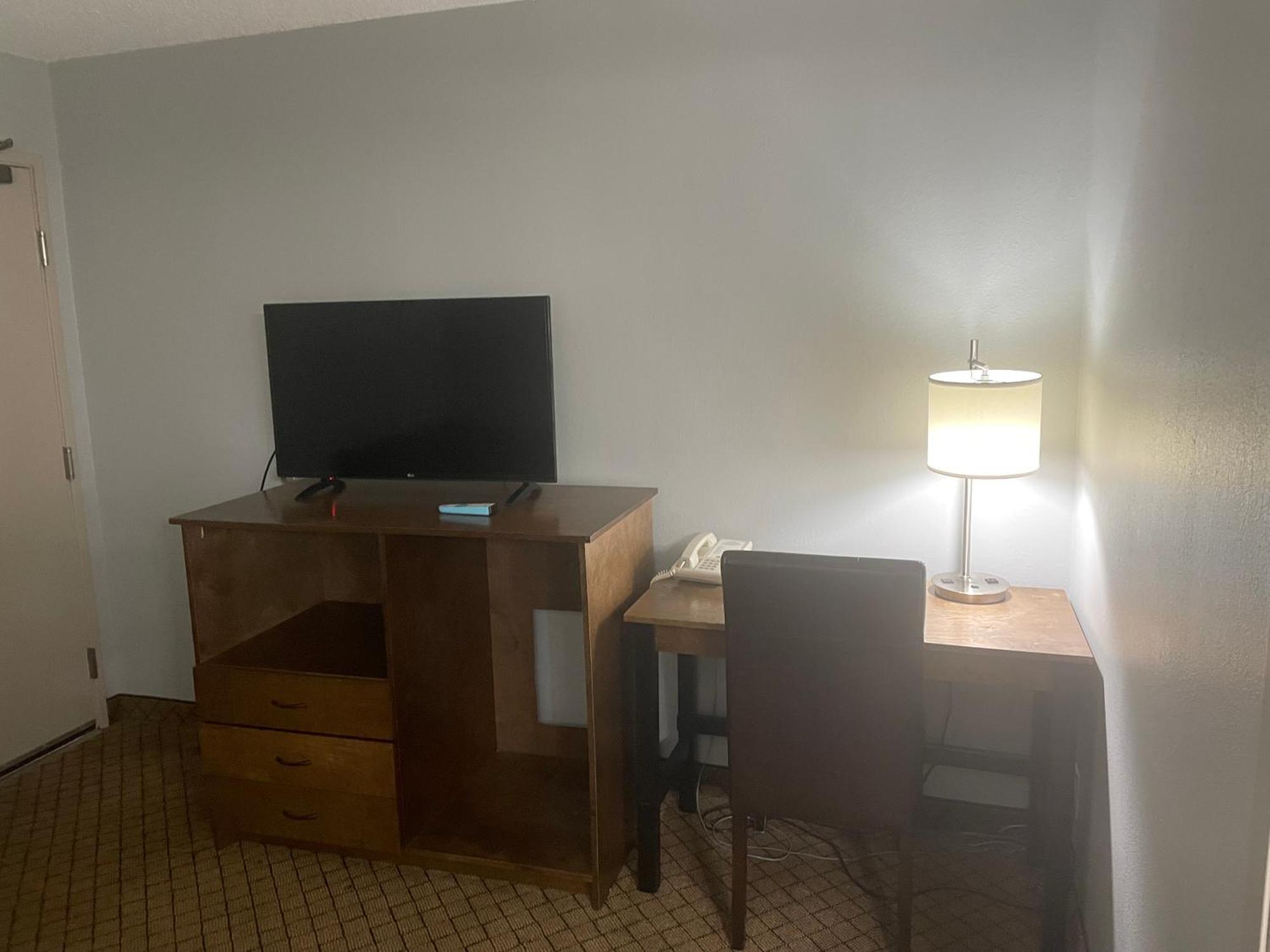 Americinn By Wyndham Hartford Wi מראה חיצוני תמונה