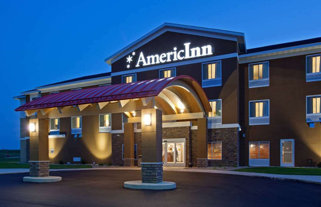 Americinn By Wyndham Hartford Wi מראה חיצוני תמונה