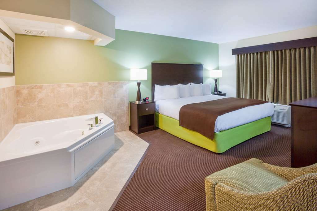 Americinn By Wyndham Hartford Wi חדר תמונה